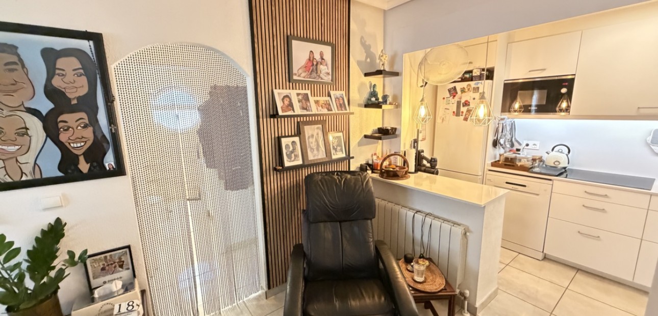 Herverkoop - Quad Villa -
Orihuela Costa - Los Altos