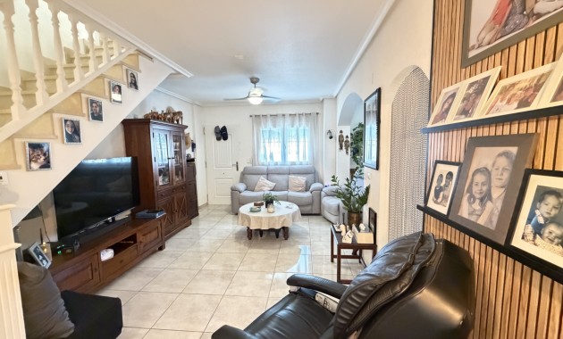 Herverkoop - Quad Villa -
Orihuela Costa - Los Altos