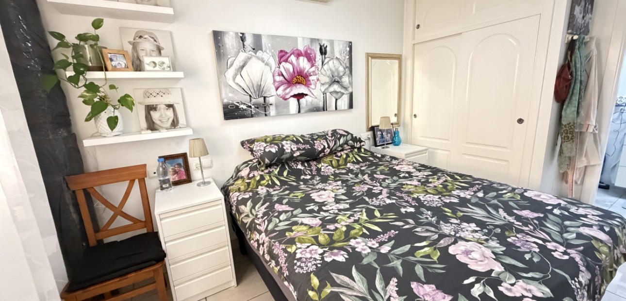 Herverkoop - Quad Villa -
Orihuela Costa - Los Altos