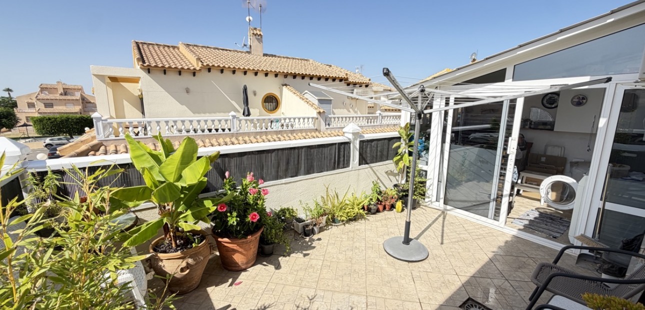 Herverkoop - Quad Villa -
Orihuela Costa - Los Altos