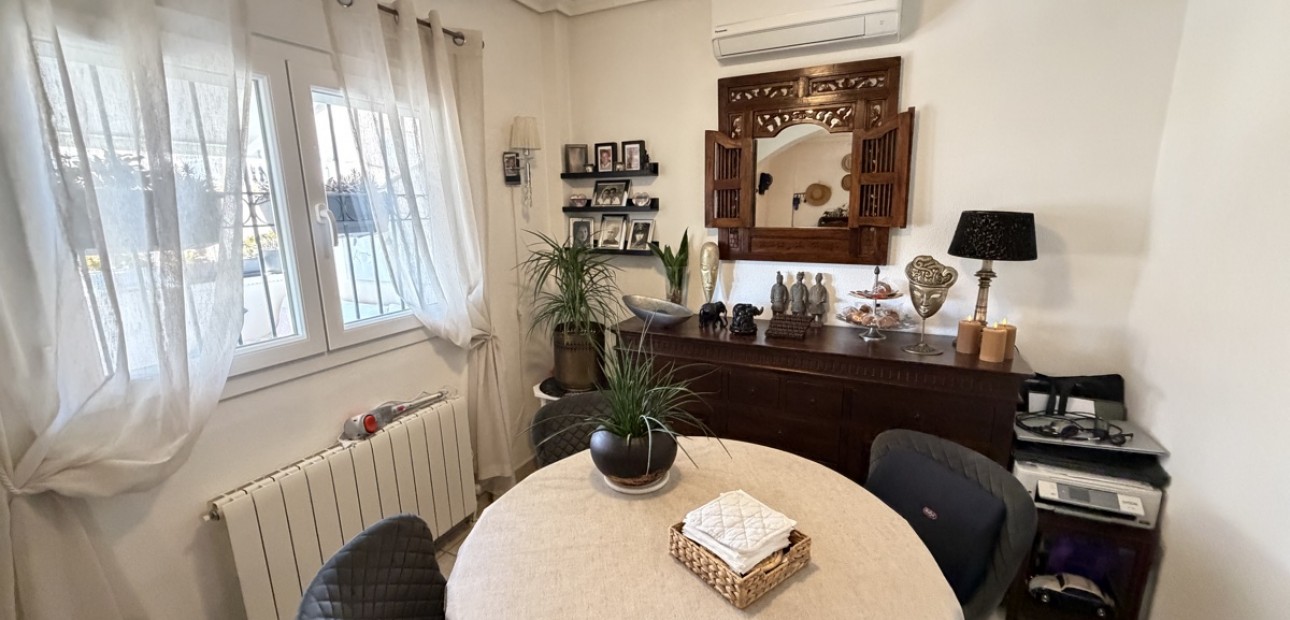 Herverkoop - Quad Villa -
Orihuela Costa - Los Altos