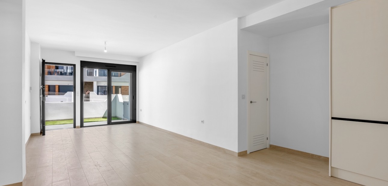 Herverkoop - Appartement / flat -
San Miguel de Salinas - San Miguel - Town