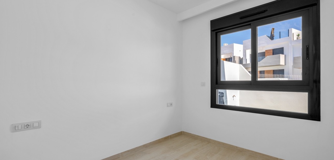 Herverkoop - Appartement / flat -
San Miguel de Salinas - San Miguel - Town