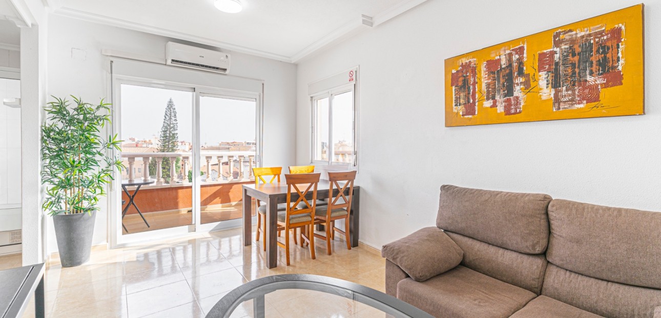Herverkoop - Appartement / flat -
Rojales - Rojales - Village