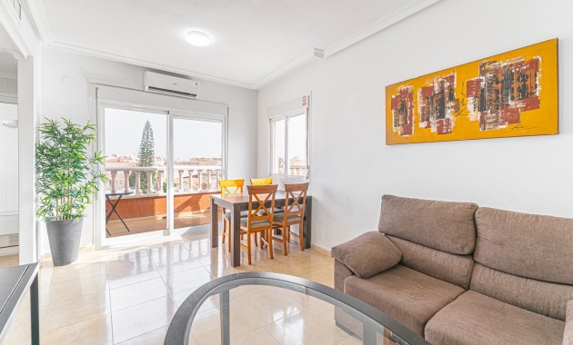 Herverkoop - Appartement / flat -
Rojales - Rojales - Village