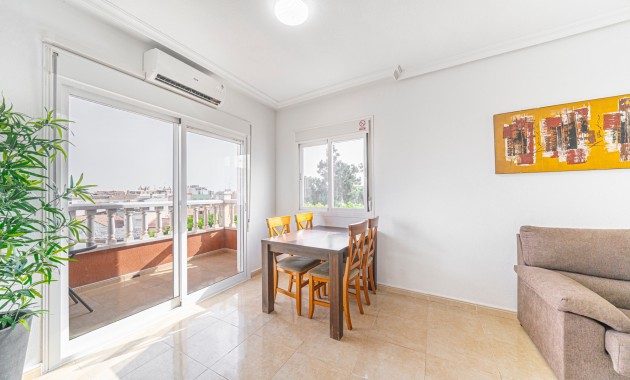 Herverkoop - Appartement / flat -
Rojales - Rojales - Village