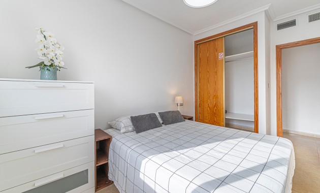 Herverkoop - Appartement / flat -
Rojales - Rojales - Village