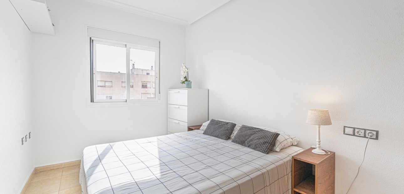 Herverkoop - Appartement / flat -
Rojales - Rojales - Village