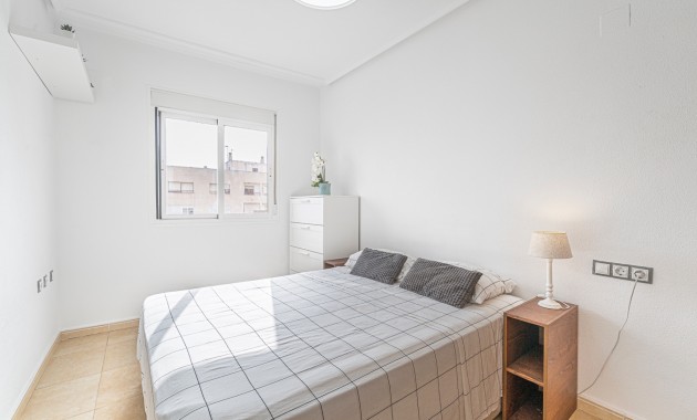 Herverkoop - Appartement / flat -
Rojales - Rojales - Village