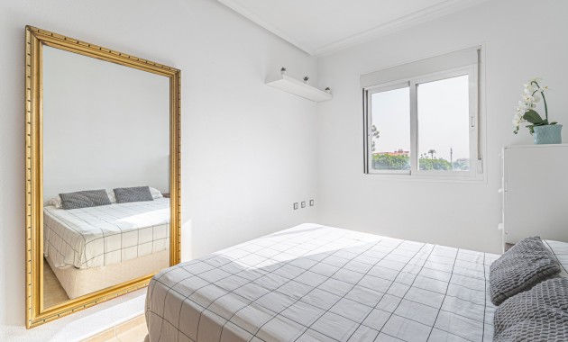 Herverkoop - Appartement / flat -
Rojales - Rojales - Village