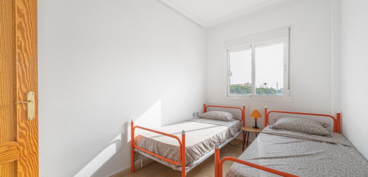Herverkoop - Appartement / flat -
Rojales - Rojales - Village
