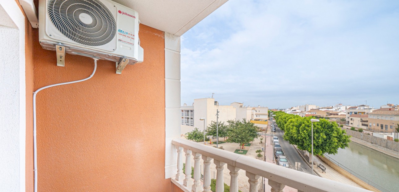 Herverkoop - Appartement / flat -
Rojales - Rojales - Village