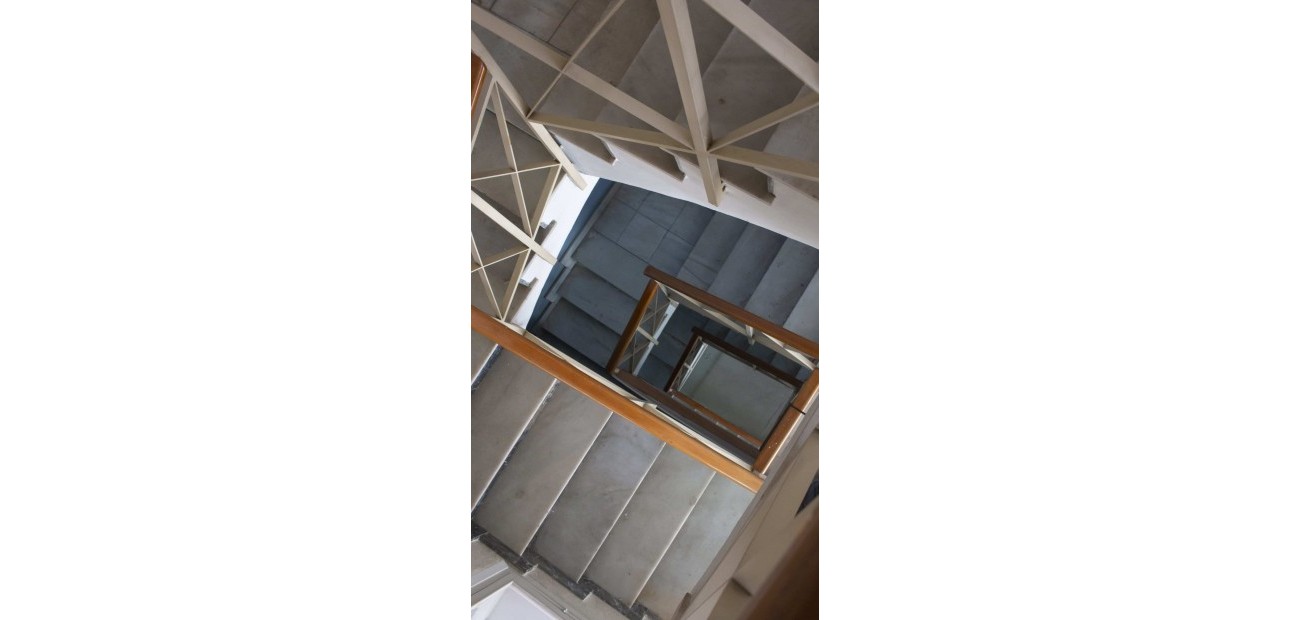 Herverkoop - Building (Mixed-Use) -
Torrevieja - Torrevieja - Centre