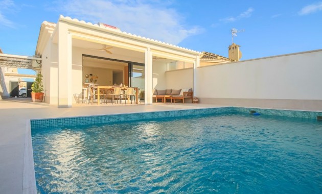 Herverkoop - Detached Villa -
Torrevieja - El Chaparral
