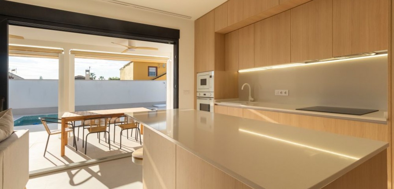 Herverkoop - Detached Villa -
Torrevieja - El Chaparral