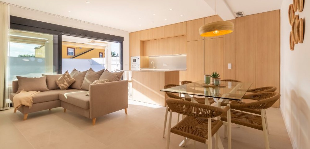 Herverkoop - Detached Villa -
Torrevieja - El Chaparral
