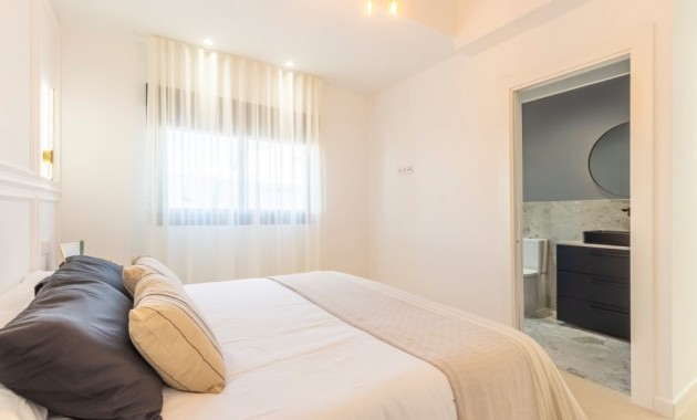 Herverkoop - Detached Villa -
Torrevieja - El Chaparral