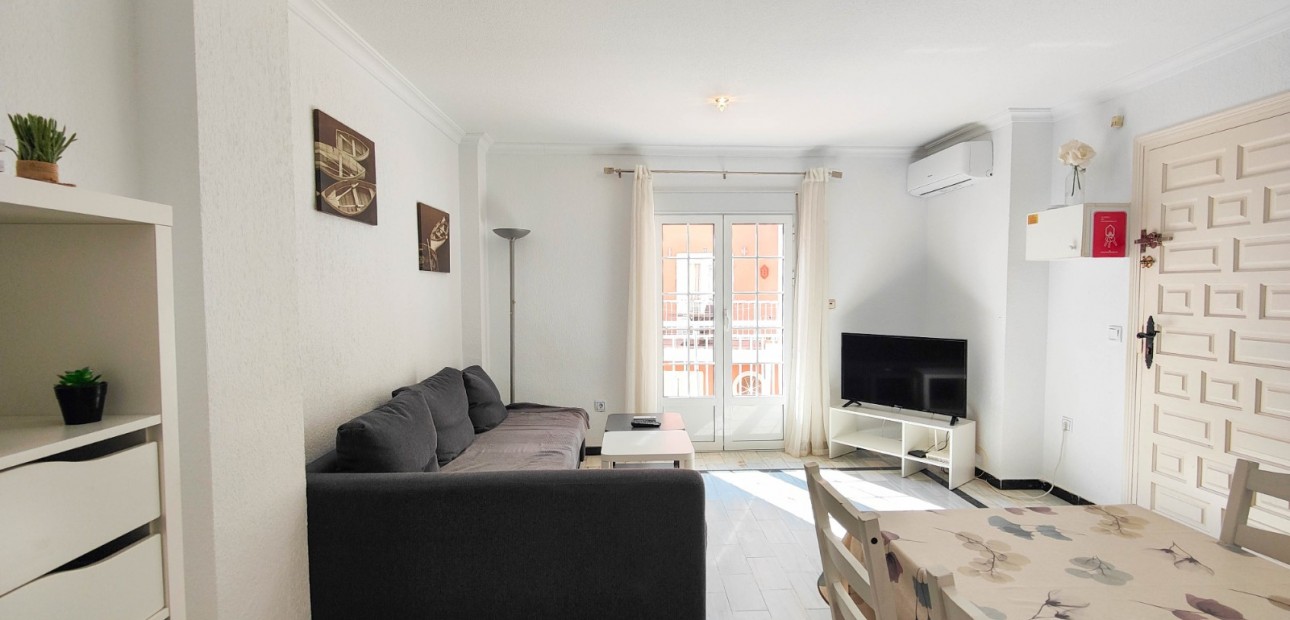 Herverkoop - Appartement / flat -
Torrevieja - Torre La Mata