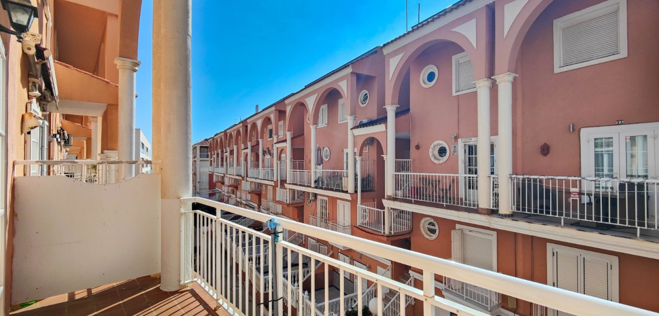 Herverkoop - Appartement / flat -
Torrevieja - Torre La Mata