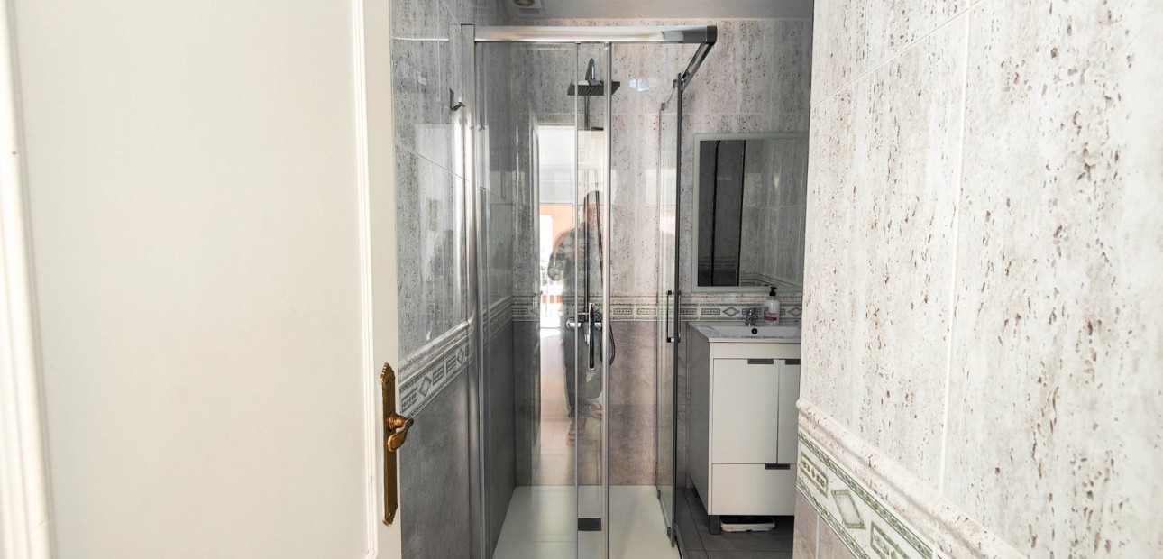Herverkoop - Appartement / flat -
Torrevieja - Torre La Mata