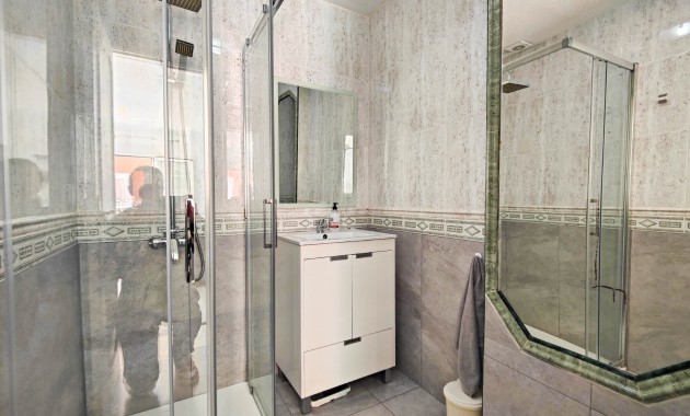 Herverkoop - Appartement / flat -
Torrevieja - Torre La Mata
