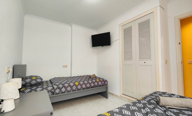 Herverkoop - Appartement / flat -
Torrevieja - Torre La Mata