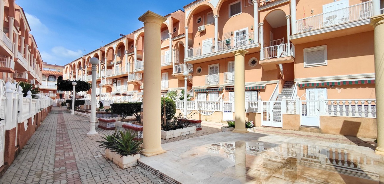 Herverkoop - Appartement / flat -
Torrevieja - Torre La Mata