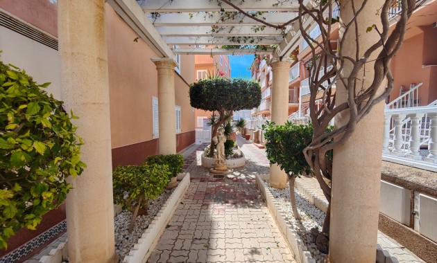Herverkoop - Appartement / flat -
Torrevieja - Torre La Mata