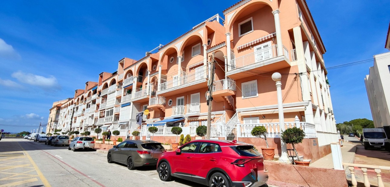 Herverkoop - Appartement / flat -
Torrevieja - Torre La Mata