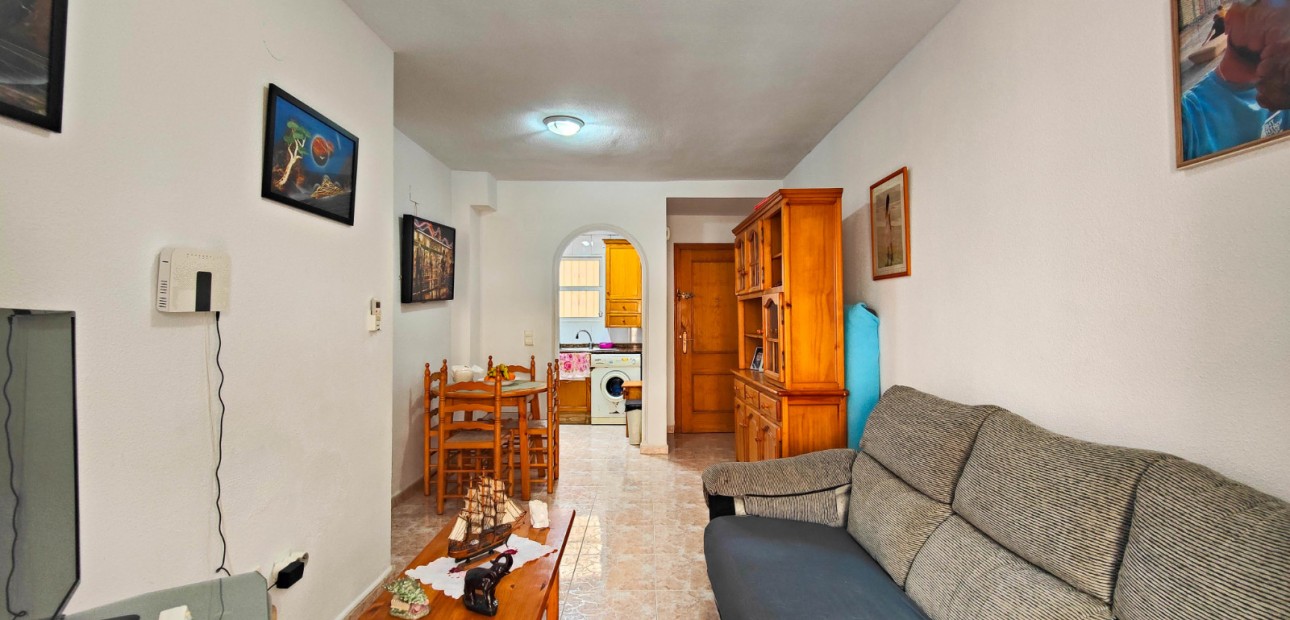 Herverkoop - Appartement / flat -
Torrevieja - Torrevieja - Centre