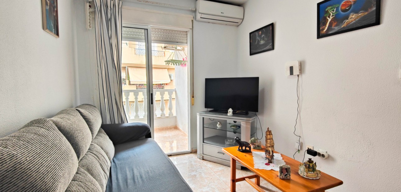 Herverkoop - Appartement / flat -
Torrevieja - Torrevieja - Centre