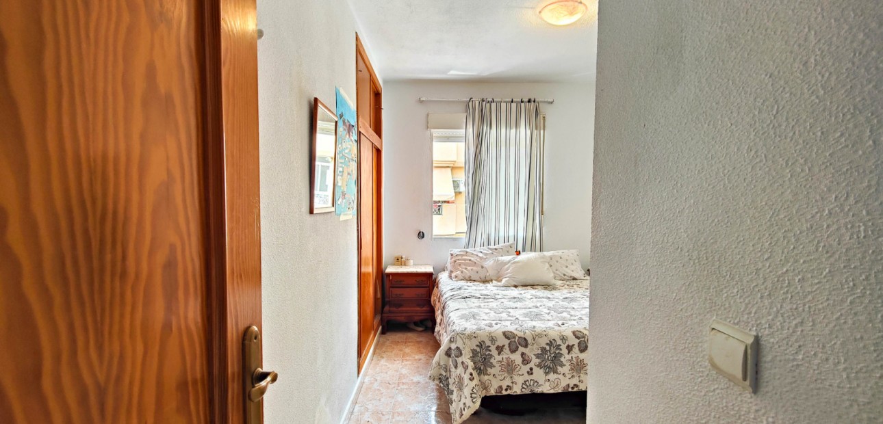 Herverkoop - Appartement / flat -
Torrevieja - Torrevieja - Centre