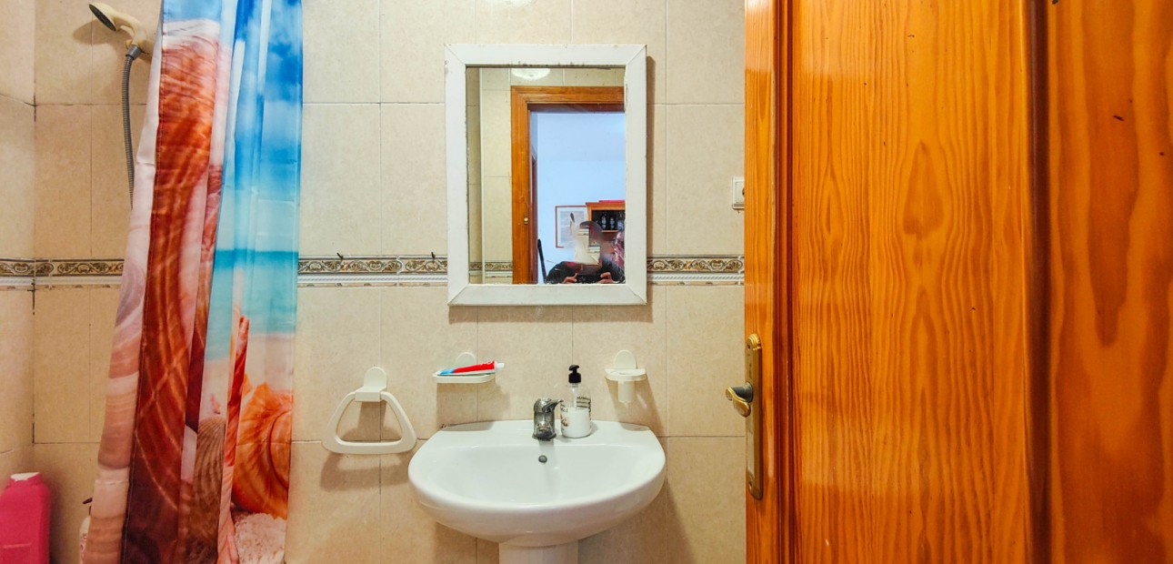 Herverkoop - Appartement / flat -
Torrevieja - Torrevieja - Centre