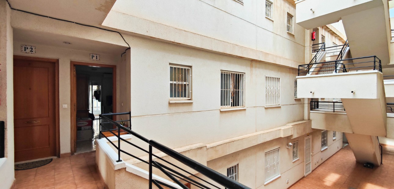 Herverkoop - Appartement / flat -
Torrevieja - Torrevieja - Centre