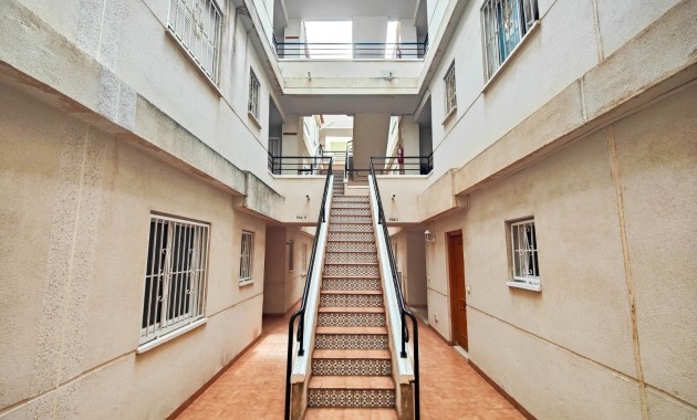 Herverkoop - Appartement / flat -
Torrevieja - Torrevieja - Centre
