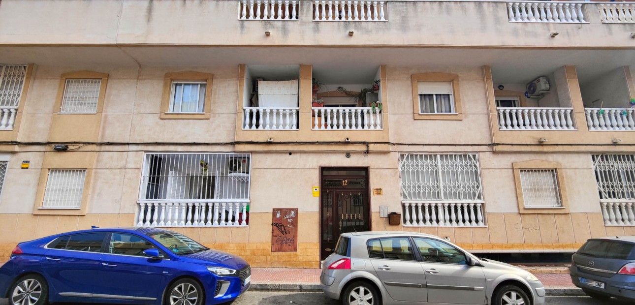 Herverkoop - Appartement / flat -
Torrevieja - Torrevieja - Centre