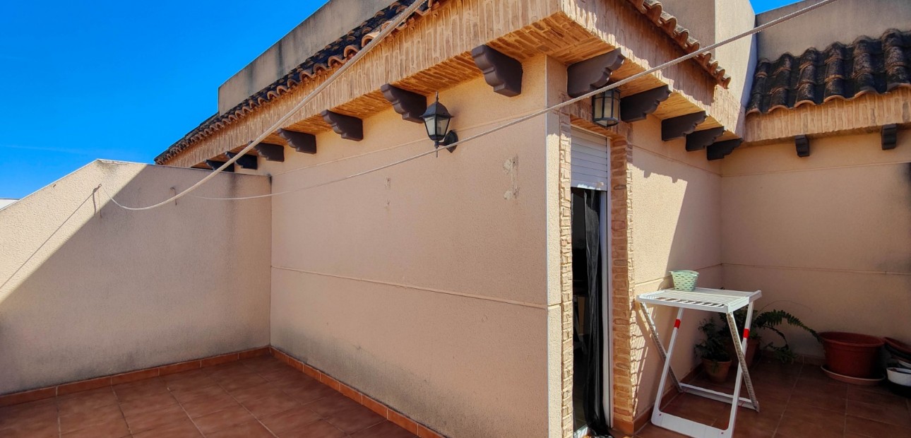 Herverkoop - Herenhuis -
Guardamar del Segura - El Eden