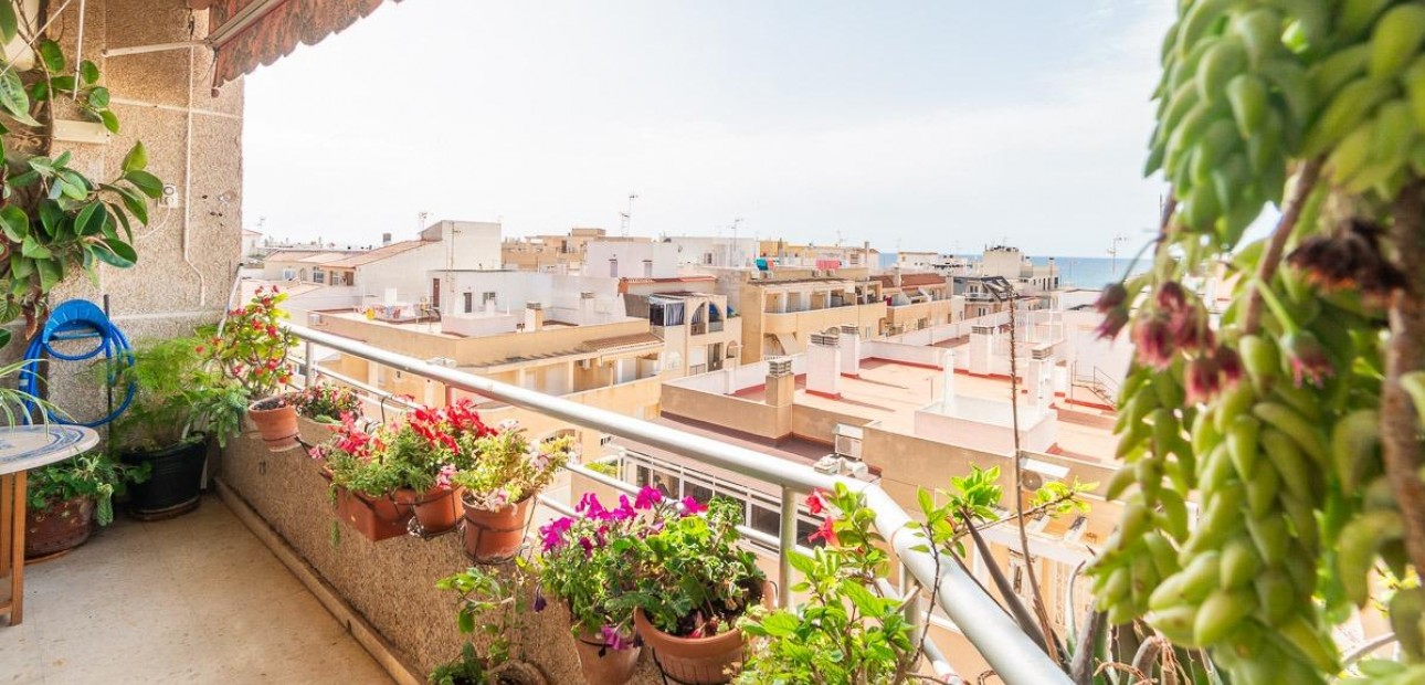 Herverkoop - Appartement / flat -
Torrevieja - Curva del Palangre