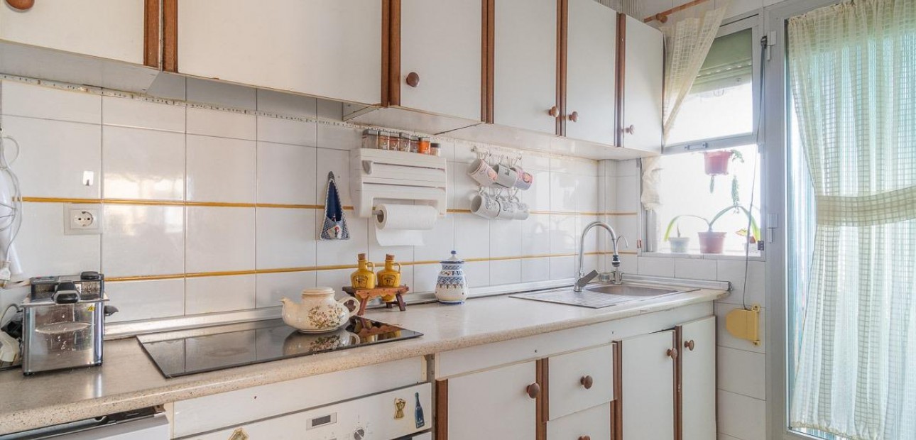 Herverkoop - Appartement / flat -
Torrevieja - Curva del Palangre