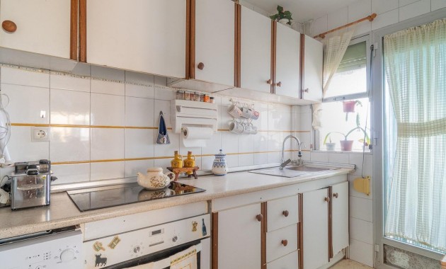 Herverkoop - Appartement / flat -
Torrevieja - Curva del Palangre