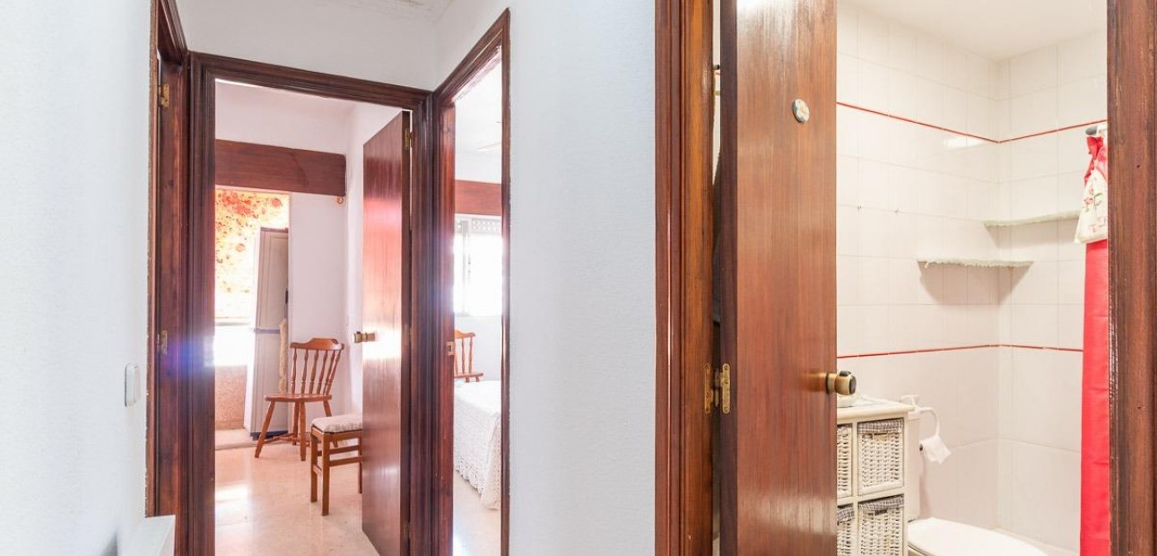 Herverkoop - Appartement / flat -
Torrevieja - Curva del Palangre