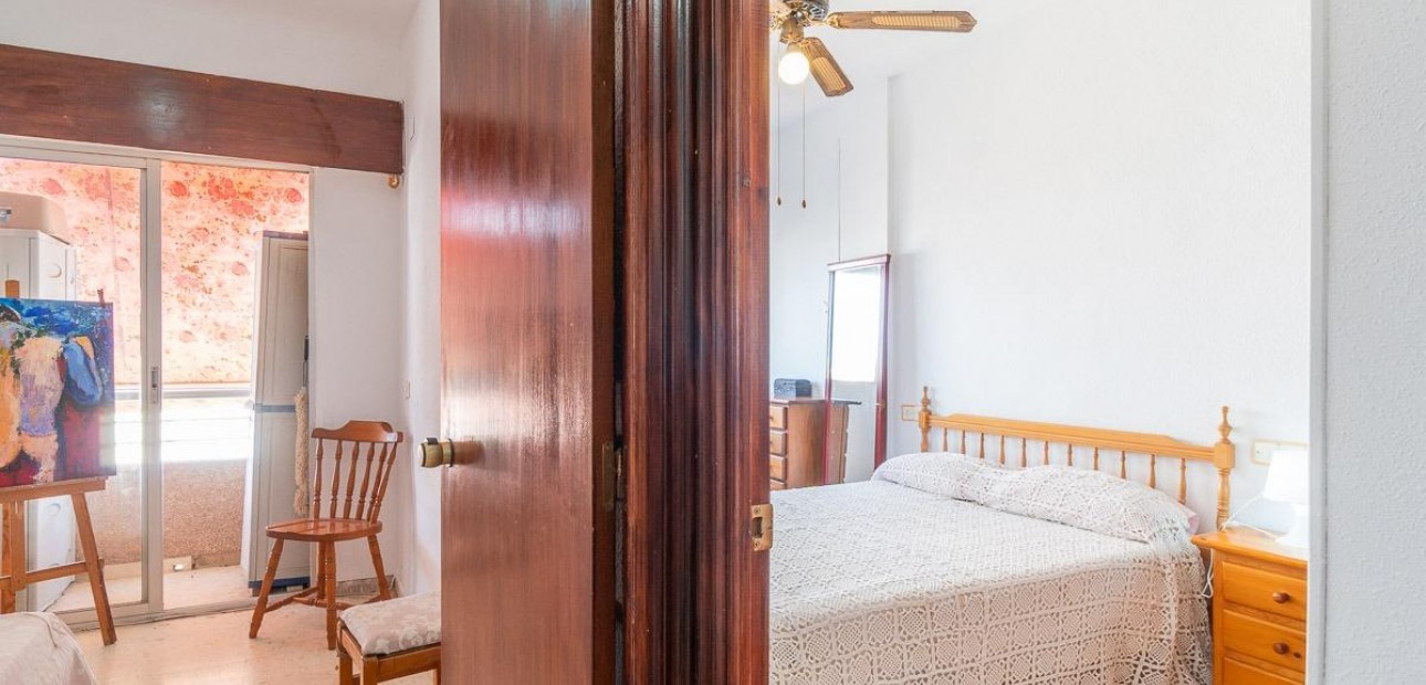 Herverkoop - Appartement / flat -
Torrevieja - Curva del Palangre