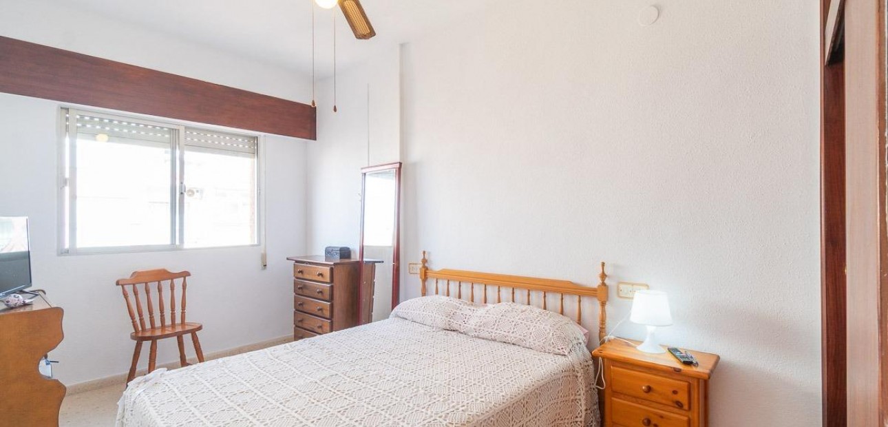 Herverkoop - Appartement / flat -
Torrevieja - Curva del Palangre