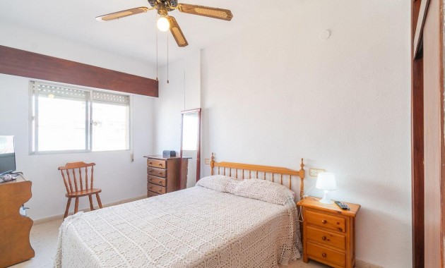 Herverkoop - Appartement / flat -
Torrevieja - Curva del Palangre