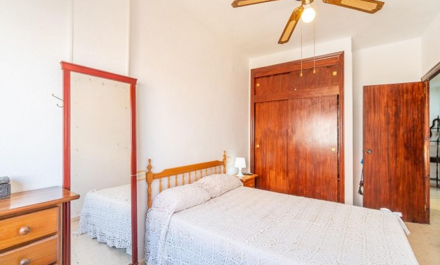 Herverkoop - Appartement / flat -
Torrevieja - Curva del Palangre