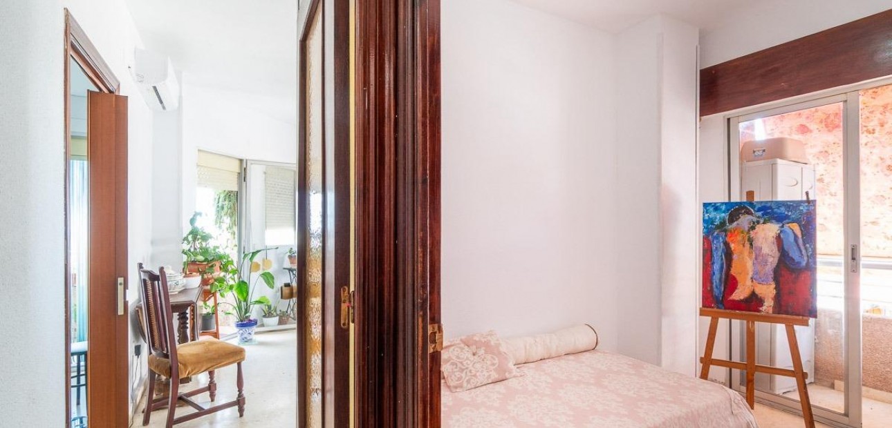 Herverkoop - Appartement / flat -
Torrevieja - Curva del Palangre