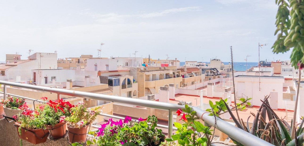 Herverkoop - Appartement / flat -
Torrevieja - Curva del Palangre