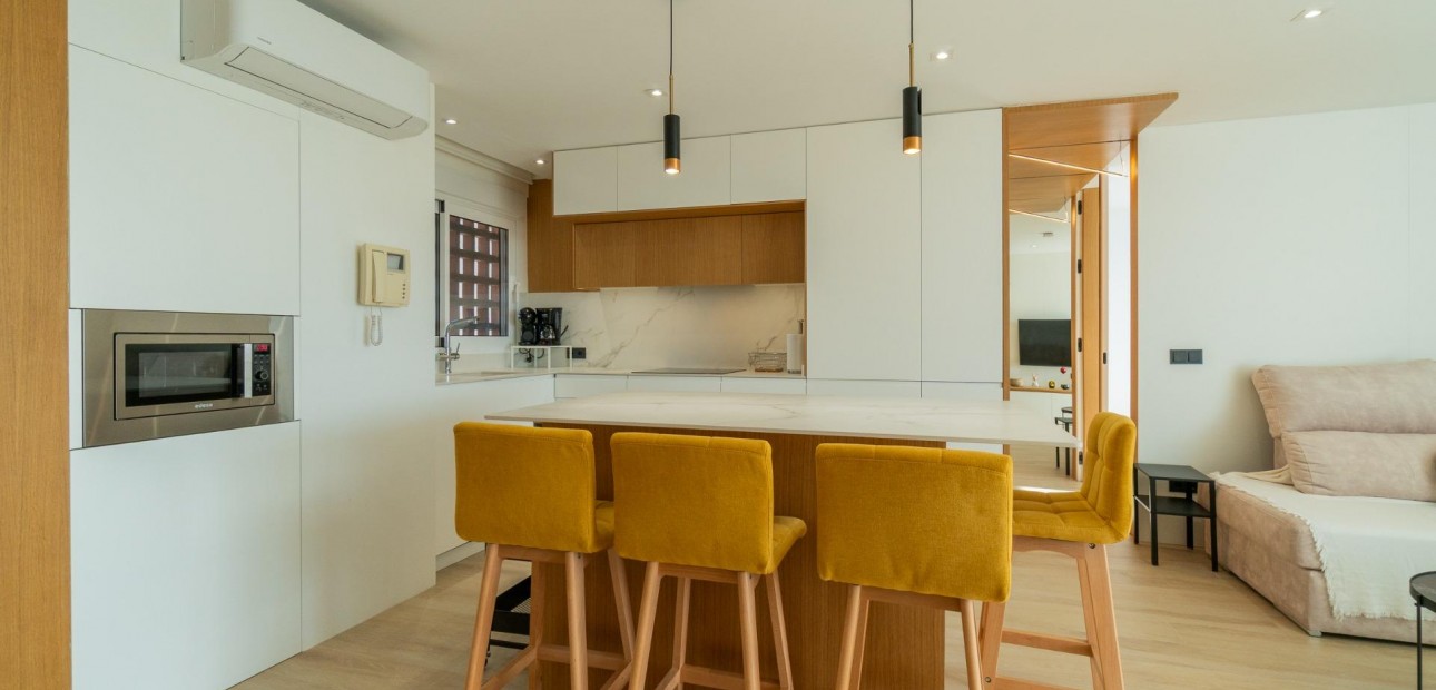 Herverkoop - Appartement / flat -
Guardamar del Segura - Puerto Deportivo