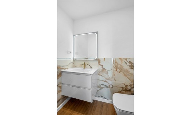 Herverkoop - Appartement / flat -
Orihuela Costa - Punta Prima