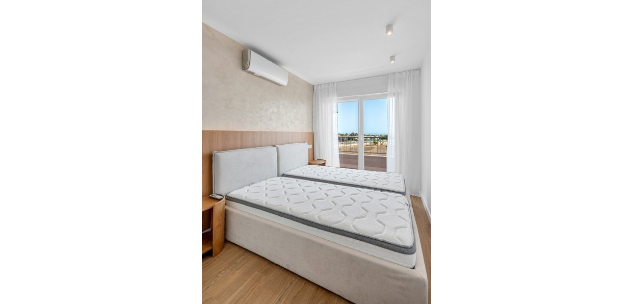 Herverkoop - Appartement / flat -
Orihuela Costa - Punta Prima